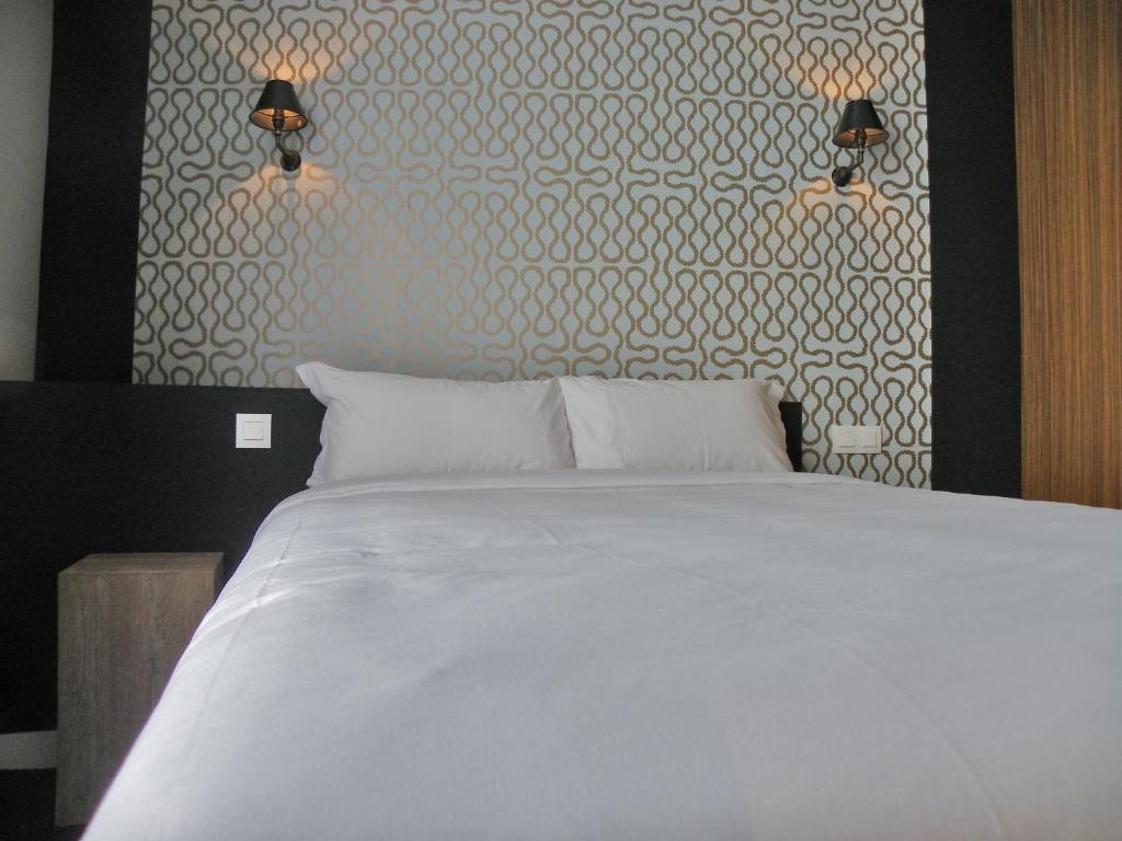Hotel Les Terres Blanches Шату Номер фото